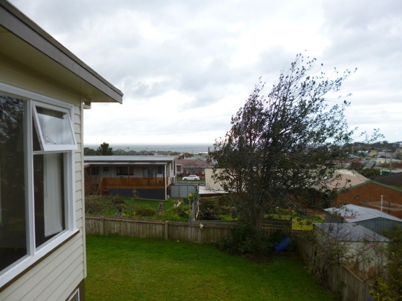 1/180 Parker Street, Devonport TAS 7310