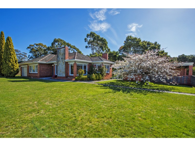 6 Devonport Road, Quoiba TAS 7310