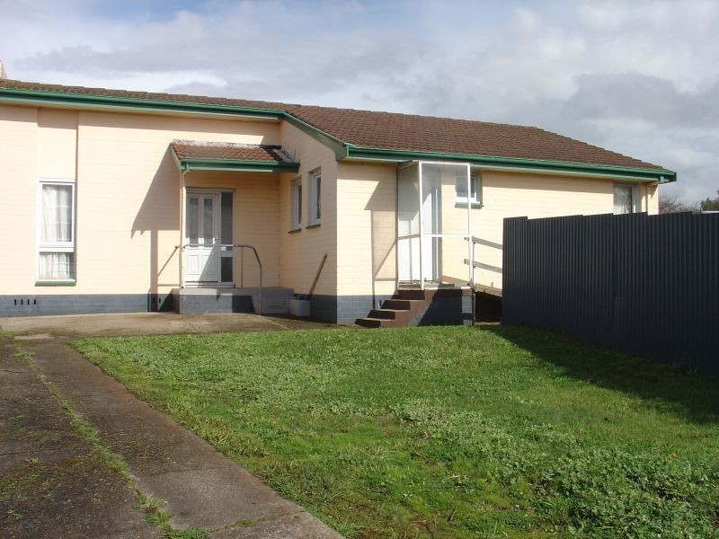 8 Harvil Way, Devonport TAS 7310