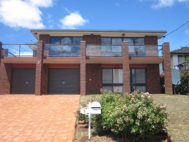 1/5 Brinckman Court, Devonport TAS 7310