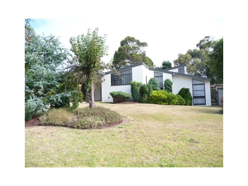 2 Anna Place, Devonport TAS 7310