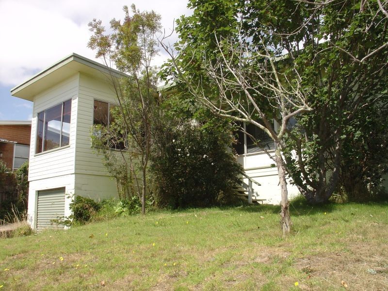 107 Middle Road, Devonport TAS 7310