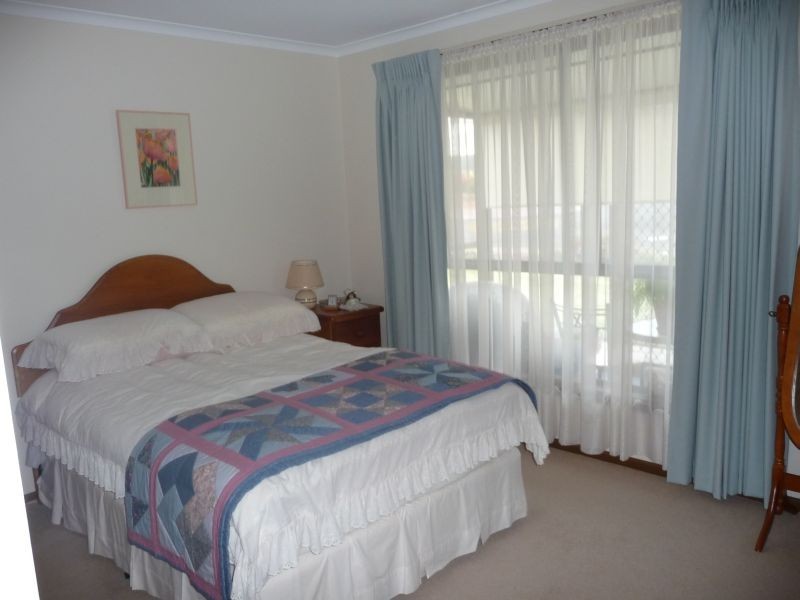 1/207 Steele Street, Devonport TAS 7310