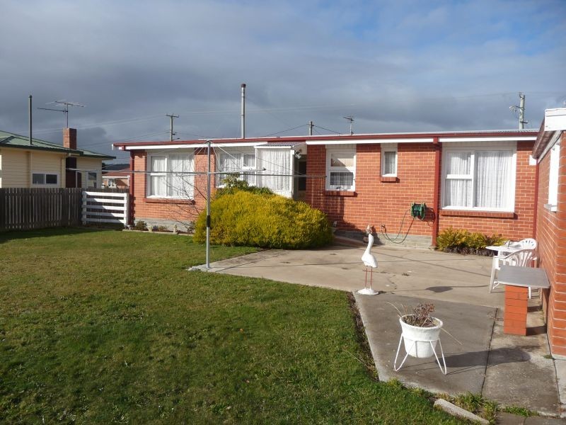 10 Laura Street, Latrobe TAS 7307