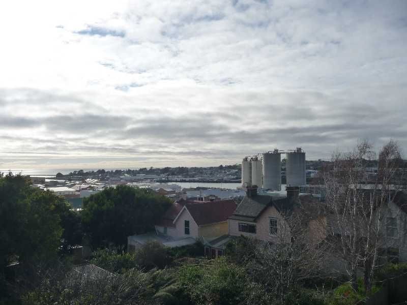 27 Hiller Street, Devonport TAS 7310
