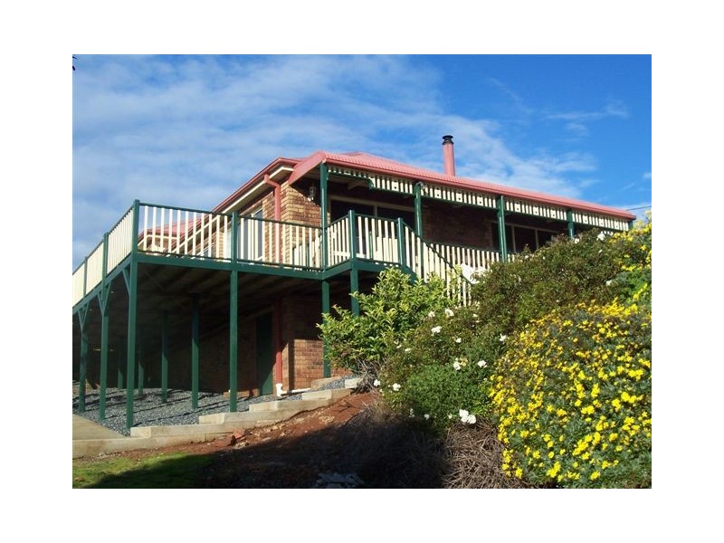 11 Bovil Street, East Devonport TAS 7310