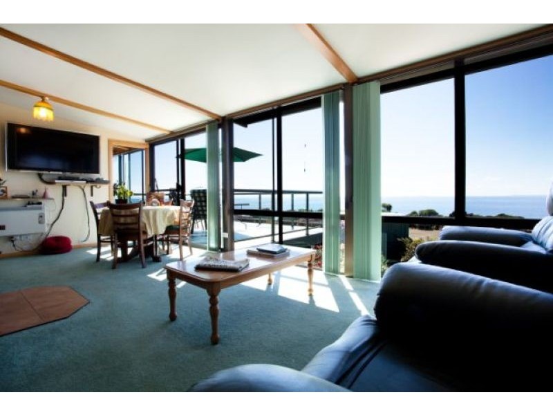 8 Elanora Place, East Devonport TAS 7310
