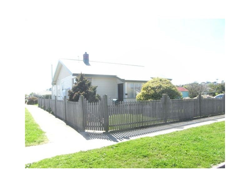 33 Murray Street, East Devonport TAS 7310