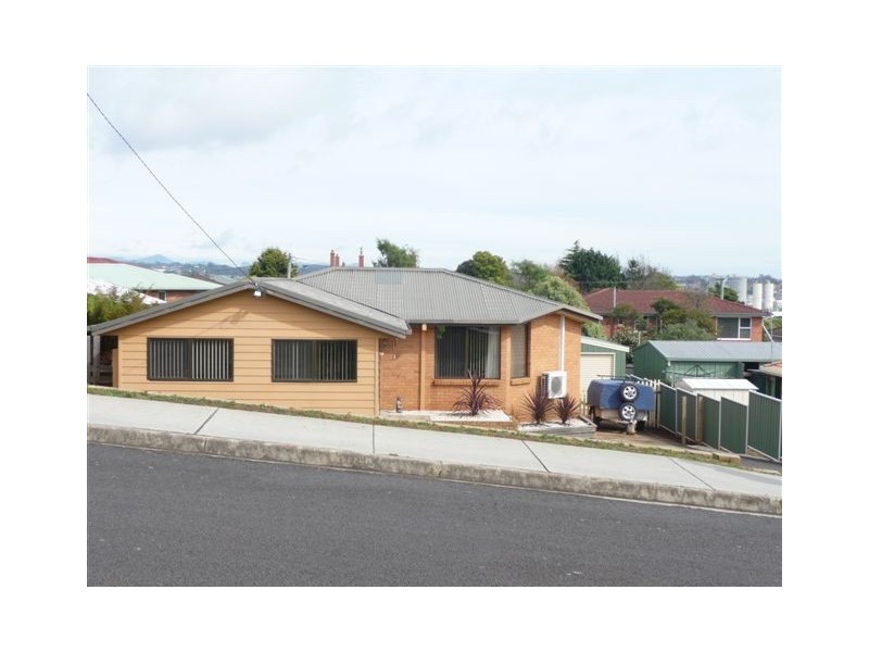 130 Caroline Street, East Devonport TAS 7310