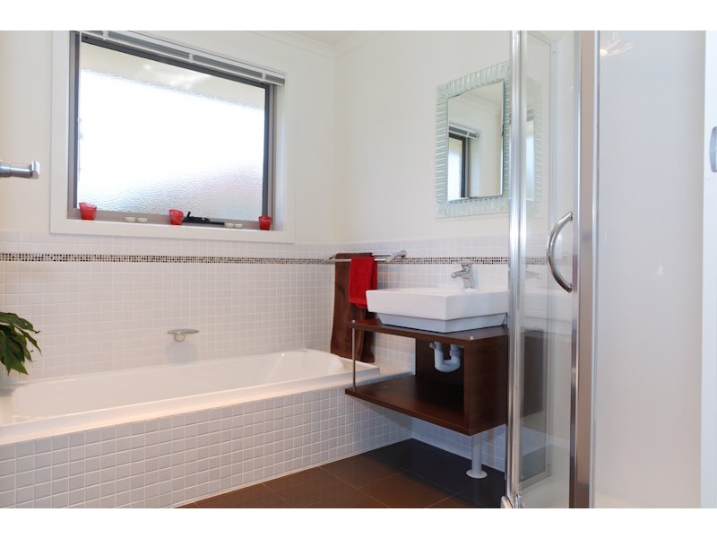 2/7 Tugrah Road, Devonport TAS 7310