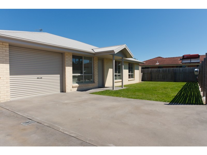 2/7 Tugrah Road, Devonport TAS 7310