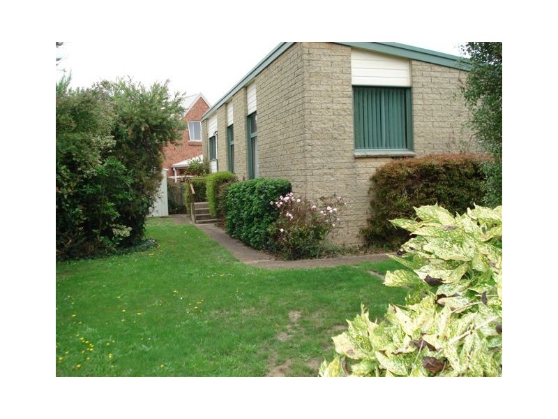 8 Victor Court, Devonport TAS 7310