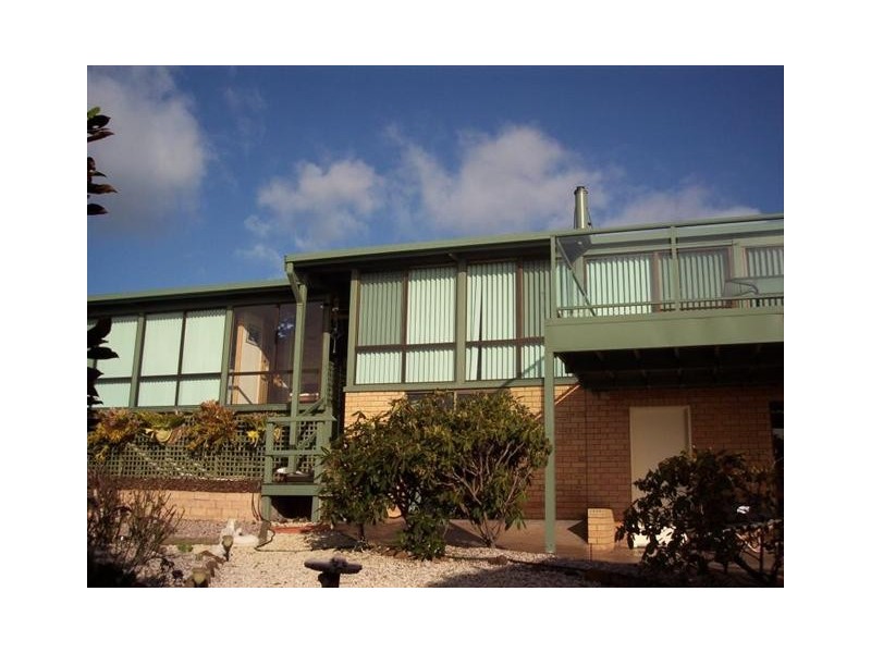 8 Elanora Place, East Devonport TAS 7310