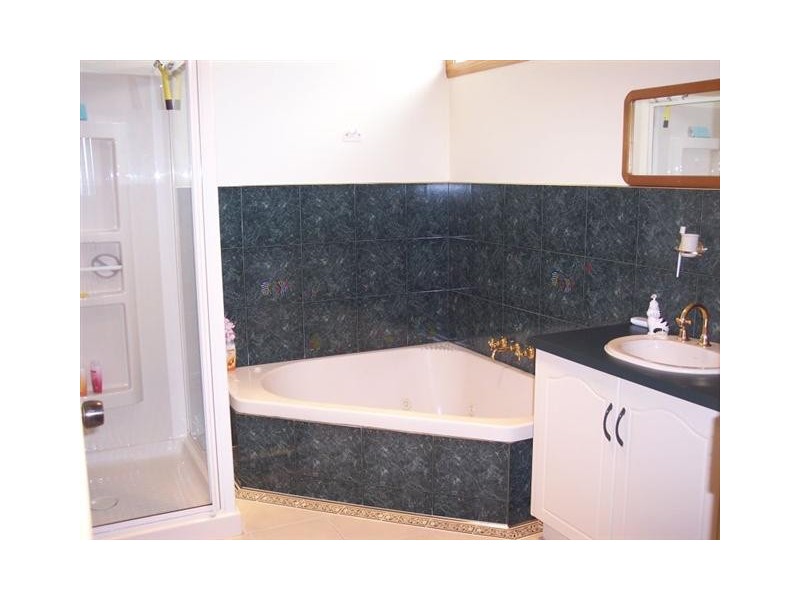 8 Elanora Place, East Devonport TAS 7310