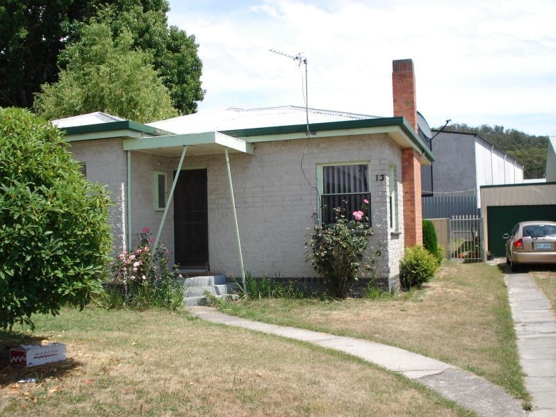 13 Stony Rise Road, Devonport TAS 7310