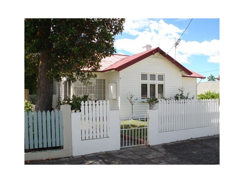 4 Smith Street, Devonport TAS 7310