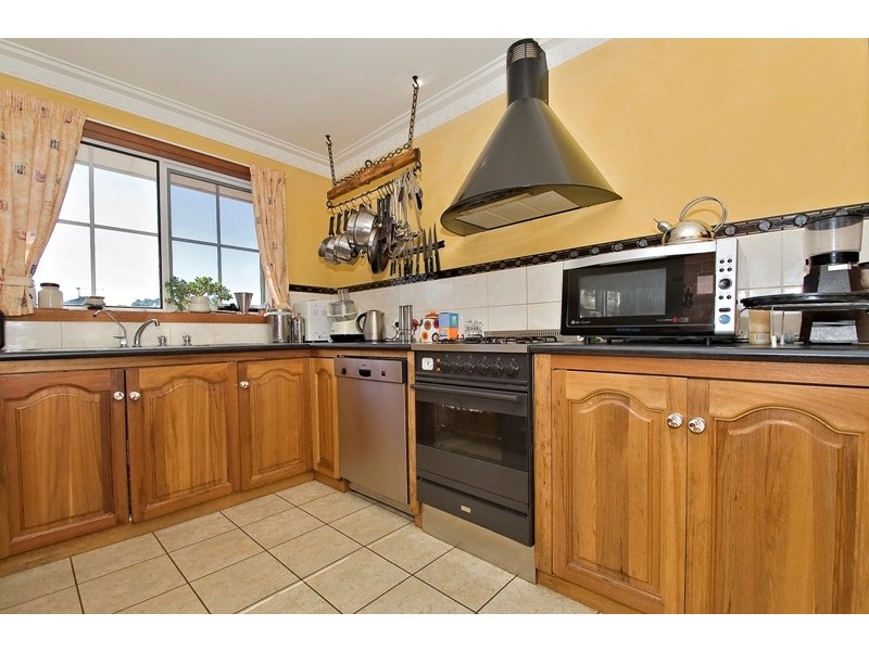 15 Westbury Place, Devonport TAS 7310