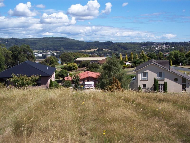 11 Park Drive, Ambleside TAS 7310