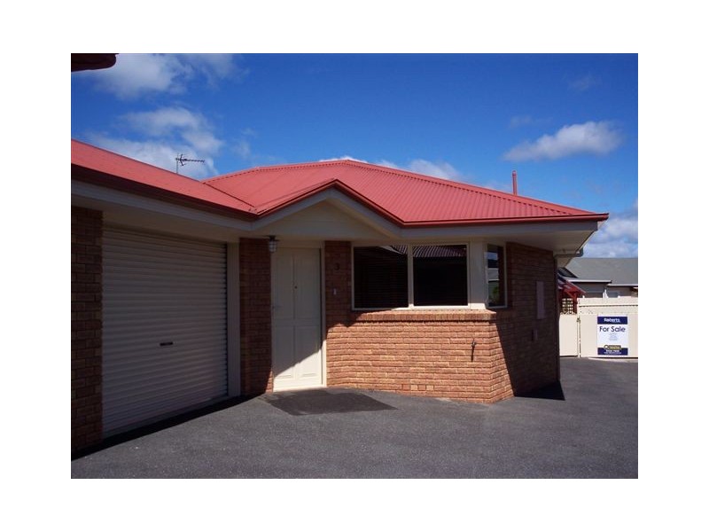 3/111 Steele Street, Devonport TAS 7310