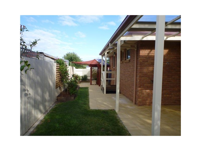 3/111 Steele Street, Devonport TAS 7310