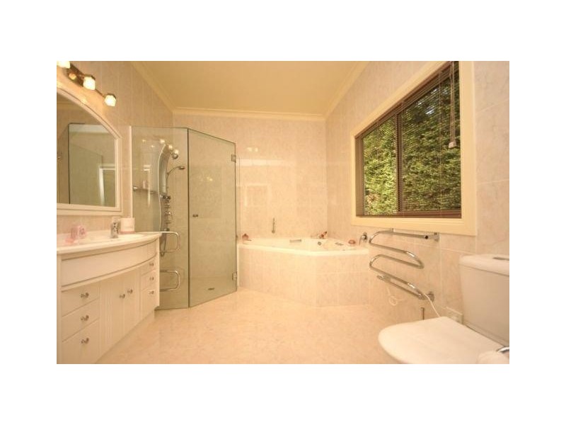 9013 Bass Highway, Latrobe TAS 7307