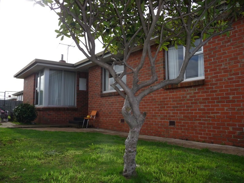 4 Raymond Avenue, Devonport TAS 7310
