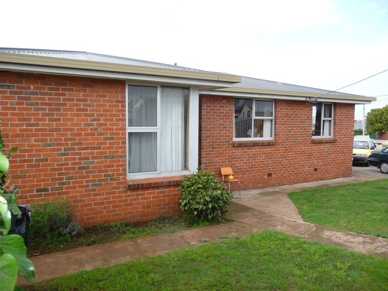 4 Raymond Avenue, Devonport TAS 7310