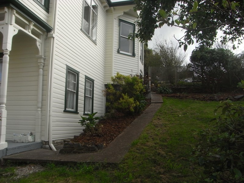 28 Formby Road, Devonport TAS 7310