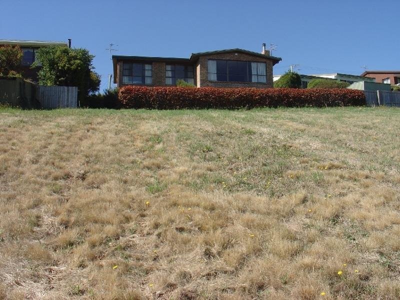 72 Bel-Air Crescent, East Devonport TAS 7310