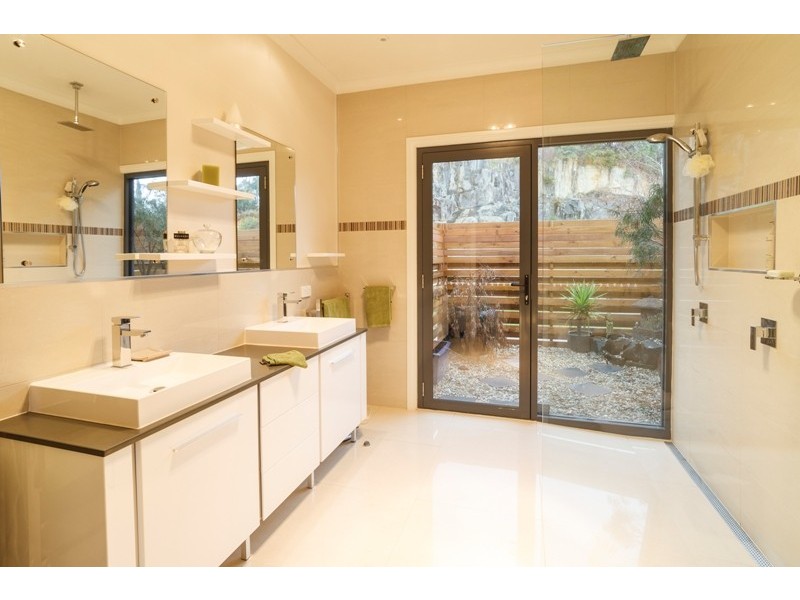 4 Enderly Court, Ambleside TAS 7310