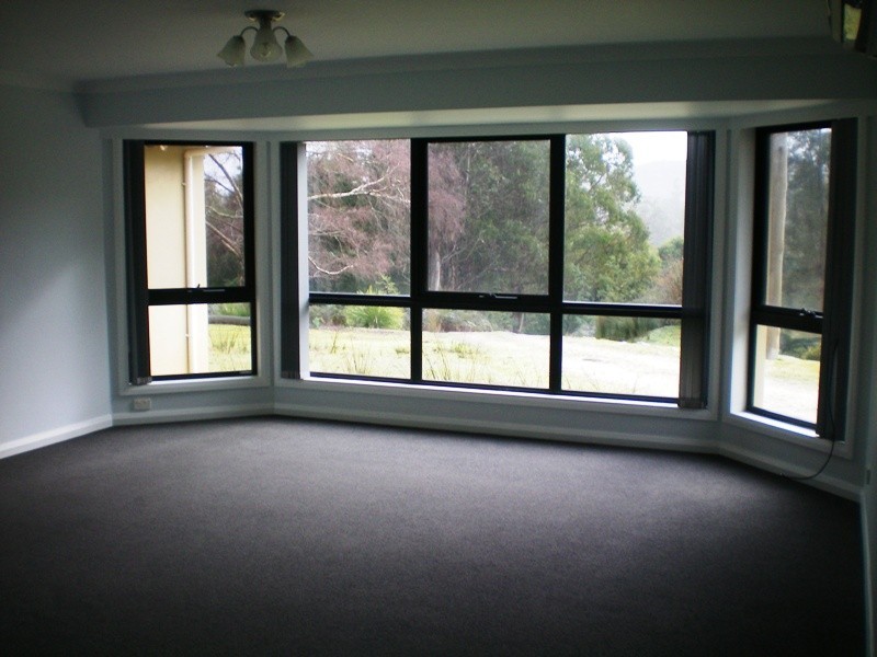 800 Lowanna Road, Gunns Plains TAS 7315