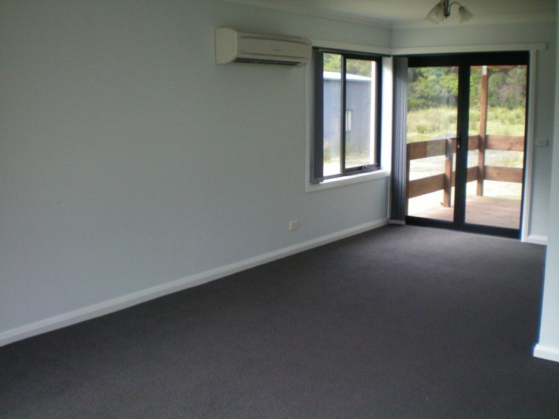 800 Lowanna Road, Gunns Plains TAS 7315
