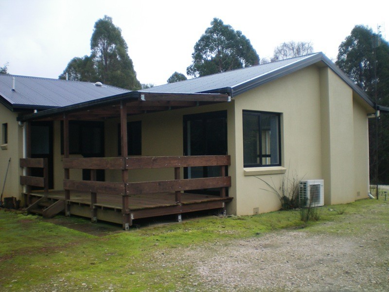 800 Lowanna Road, Gunns Plains TAS 7315