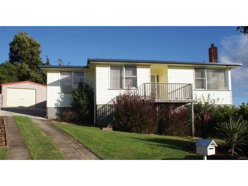 8 Charleston Crescent, Ulverstone TAS 7315
