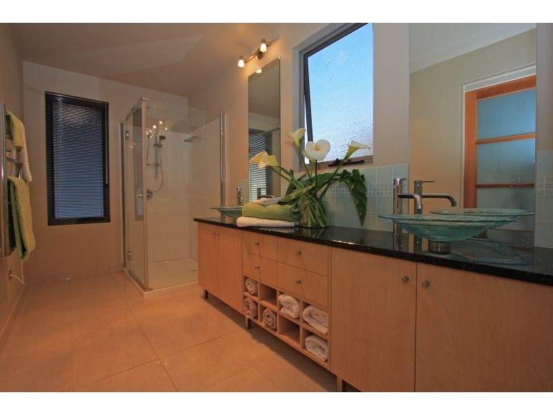 8 Coles Beach Close, Devonport TAS 7310