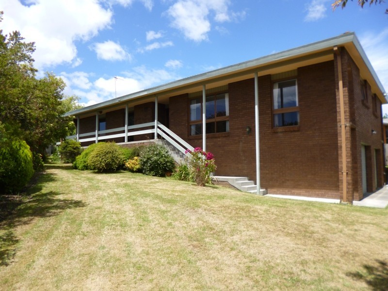 10 Scurrah Street, Ulverstone TAS 7315