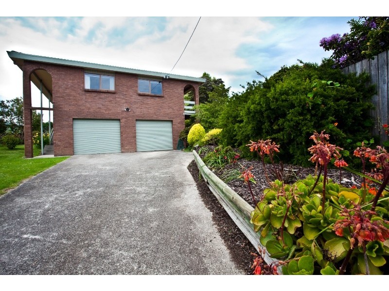 10 Scurrah Street, Ulverstone TAS 7315