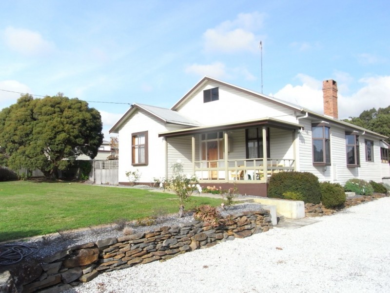 9 Forth Road, Don TAS 7310