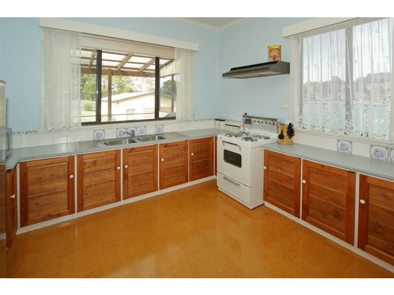 9 Forth Road, Don TAS 7310