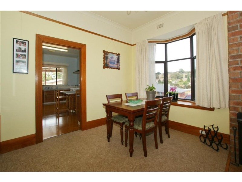 9 Forth Road, Don TAS 7310