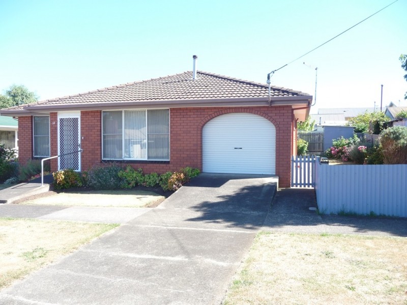 14 Tasman Street, Devonport TAS 7310