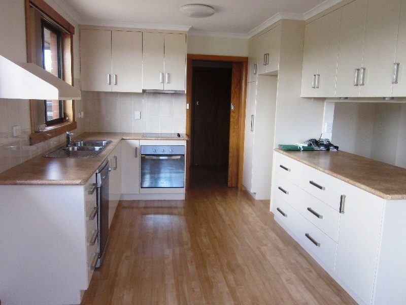 18 Mungala Crescent, Devonport TAS 7310