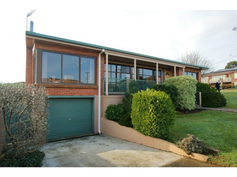 46 Lyons Avenue, Devonport TAS 7310