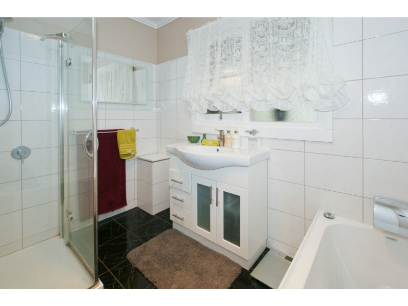 46 Lyons Avenue, Devonport TAS 7310