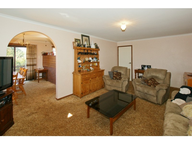 27 Frond Place, Devonport TAS 7310