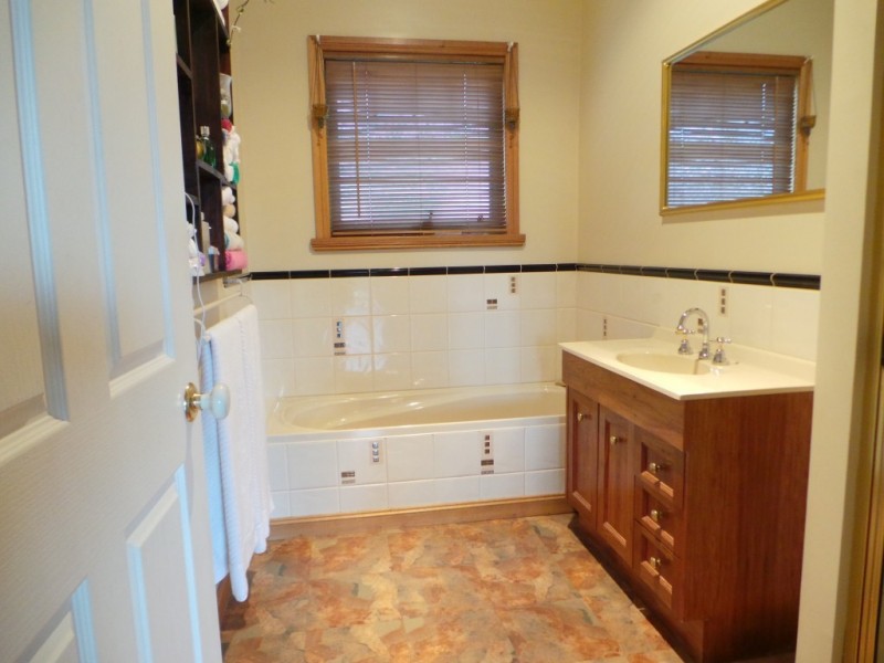 104 Knox Drive, South Spreyton TAS 7310