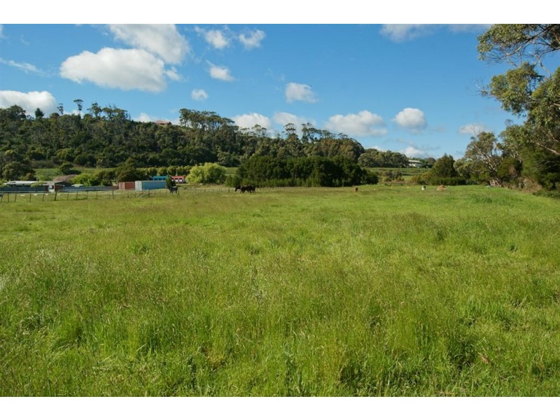 118a Beach Road, Leith TAS 7315