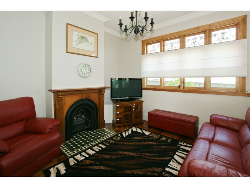 33 Middle Road, Devonport TAS 7310