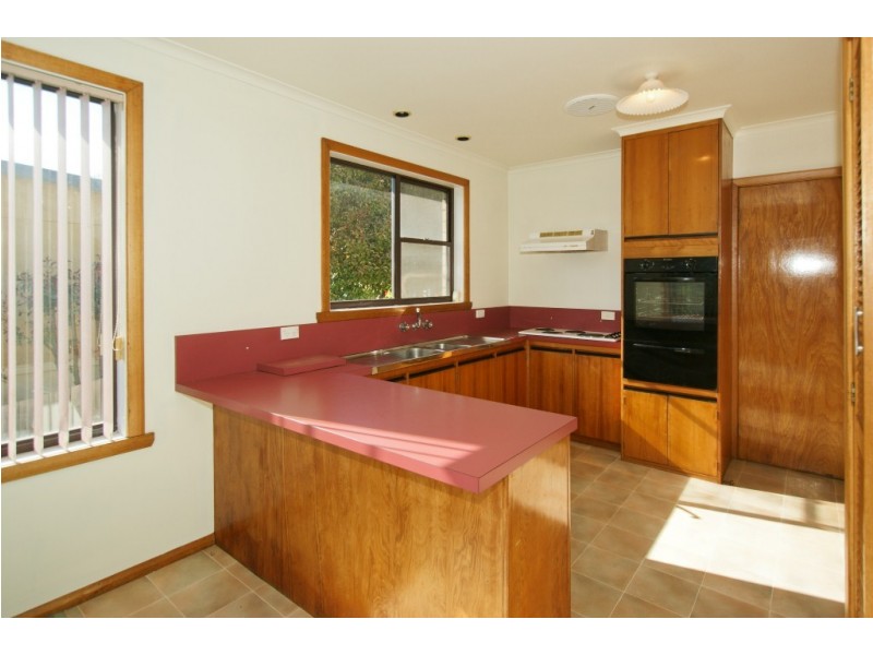 12 Winspears Road, East Devonport TAS 7310