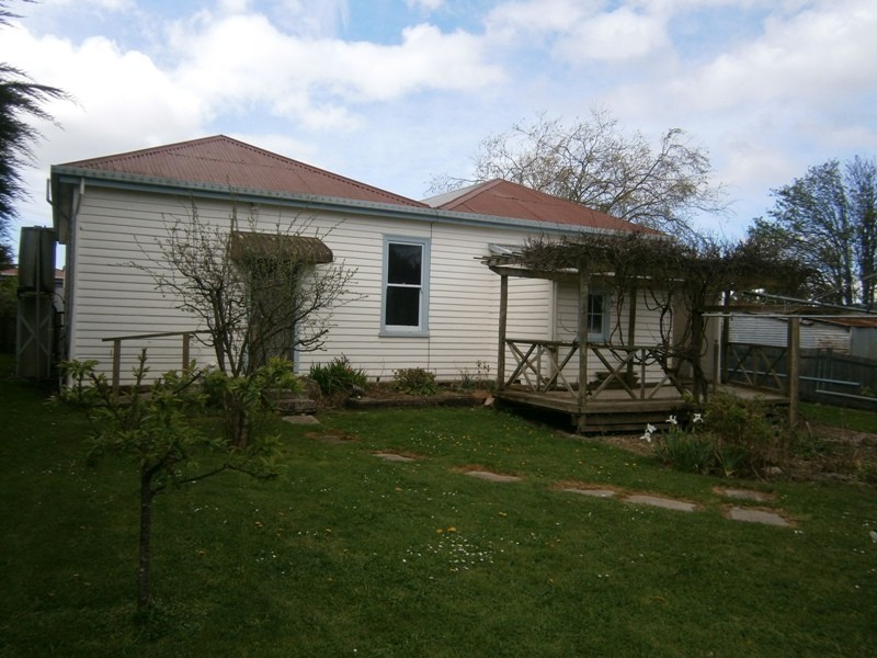 84 Main Street, Sheffield TAS 7306